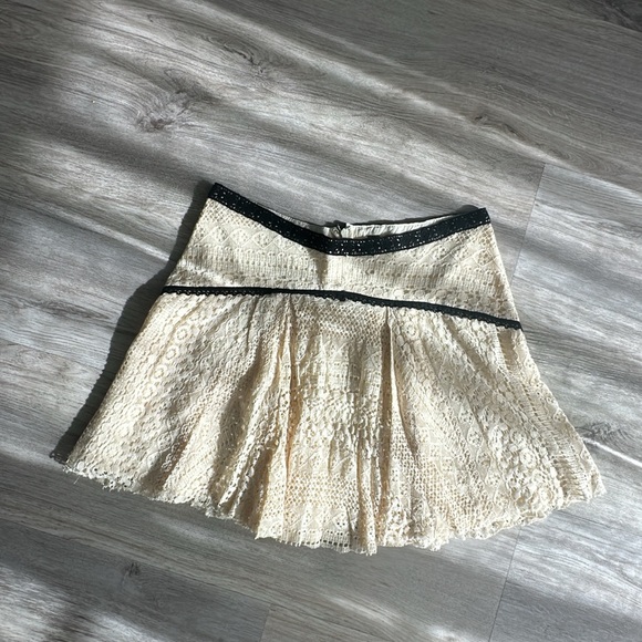 Free People Cream Lace Skirt with Black Accents 6 - Picture 6 of 14